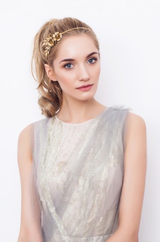 Golden Rose Headband by Decolove