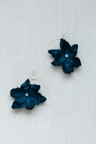 Teal Lilly Earrings