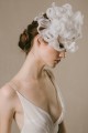 Kwiat Flowerbomb Bialy flip