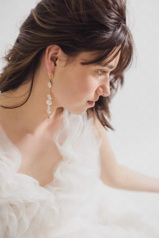 Hiu Earrings