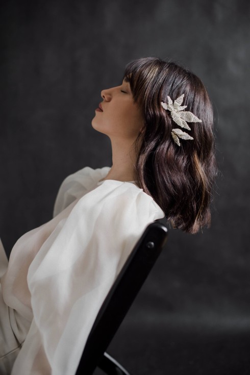 Bridal pearl flower shaped bobby pins Pearl Orchid 