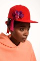 65-czapka-z-daszkiem-kokarda-i-broszka-Gigi-Cherry-Red-baseball-cap-with-bow-259pln