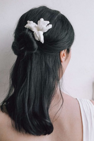 Baby Amaryllis Bobby Pin