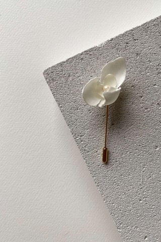 Gardenia Pin